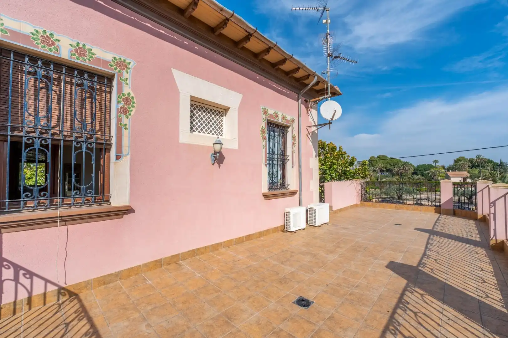 Terraza de Casa o chalet en venta en Elche / Elx con Aire acondicionado, Calefacción y Jardín privado