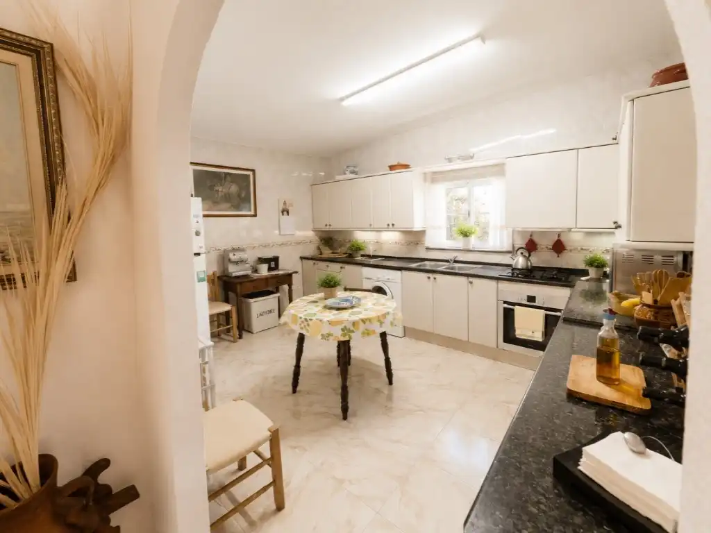 Cuina de Finca rústica en venda en  Palma de Mallorca amb Jardí privat i Terrassa