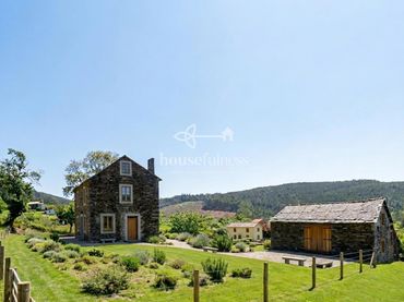 Casa con giardino in vendita a Moeche
