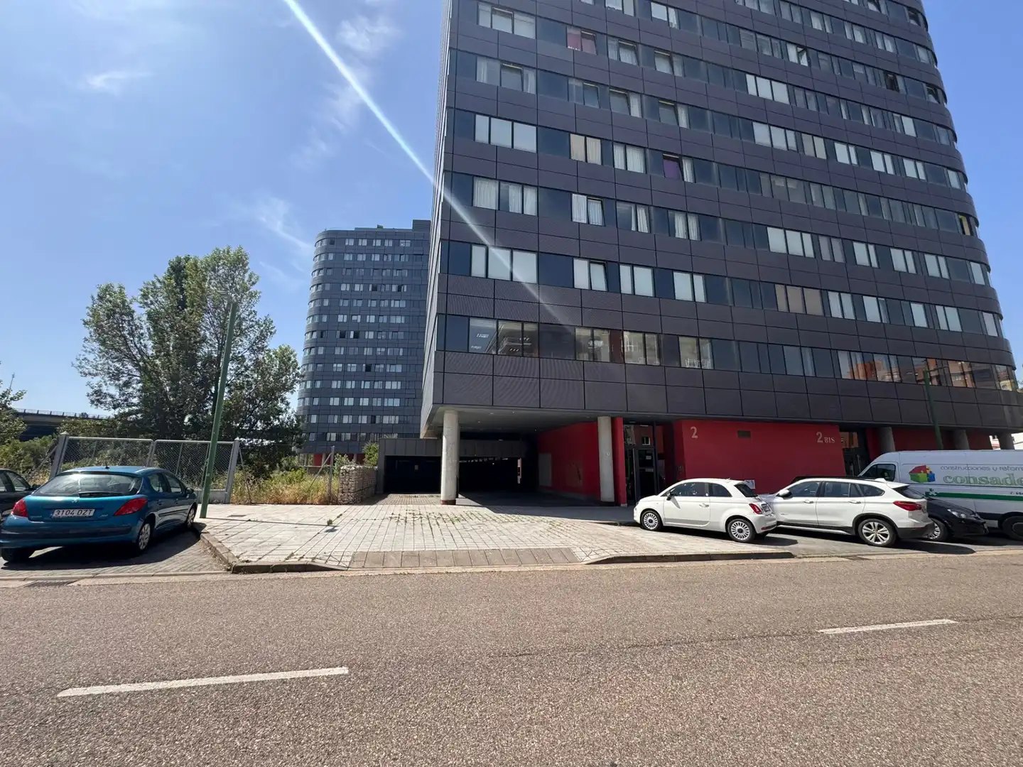 Außenansicht von Garage zum Verkauf in Burgos mit Alarm