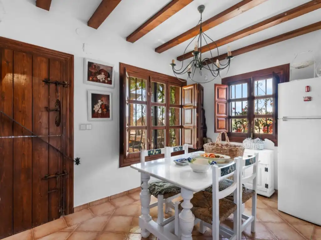 Dining room of Houses for sale in Benalmádena