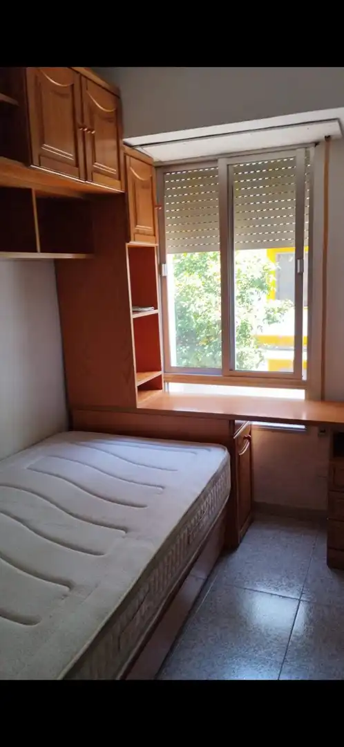Dormitori de Pis en venda en Córdoba amb Aire condicionat, Terrassa i Moblat