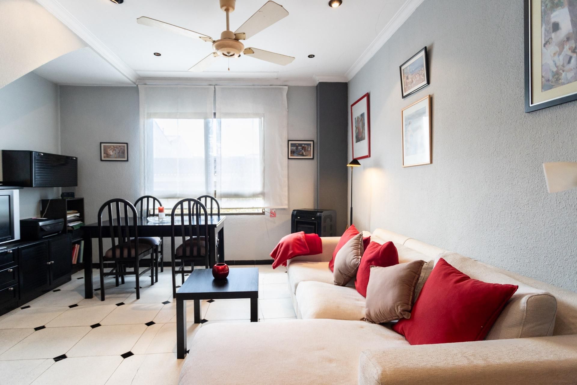 Living room of Duplex for sale in Navarrés  with Air Conditioner, Heating and Balcony