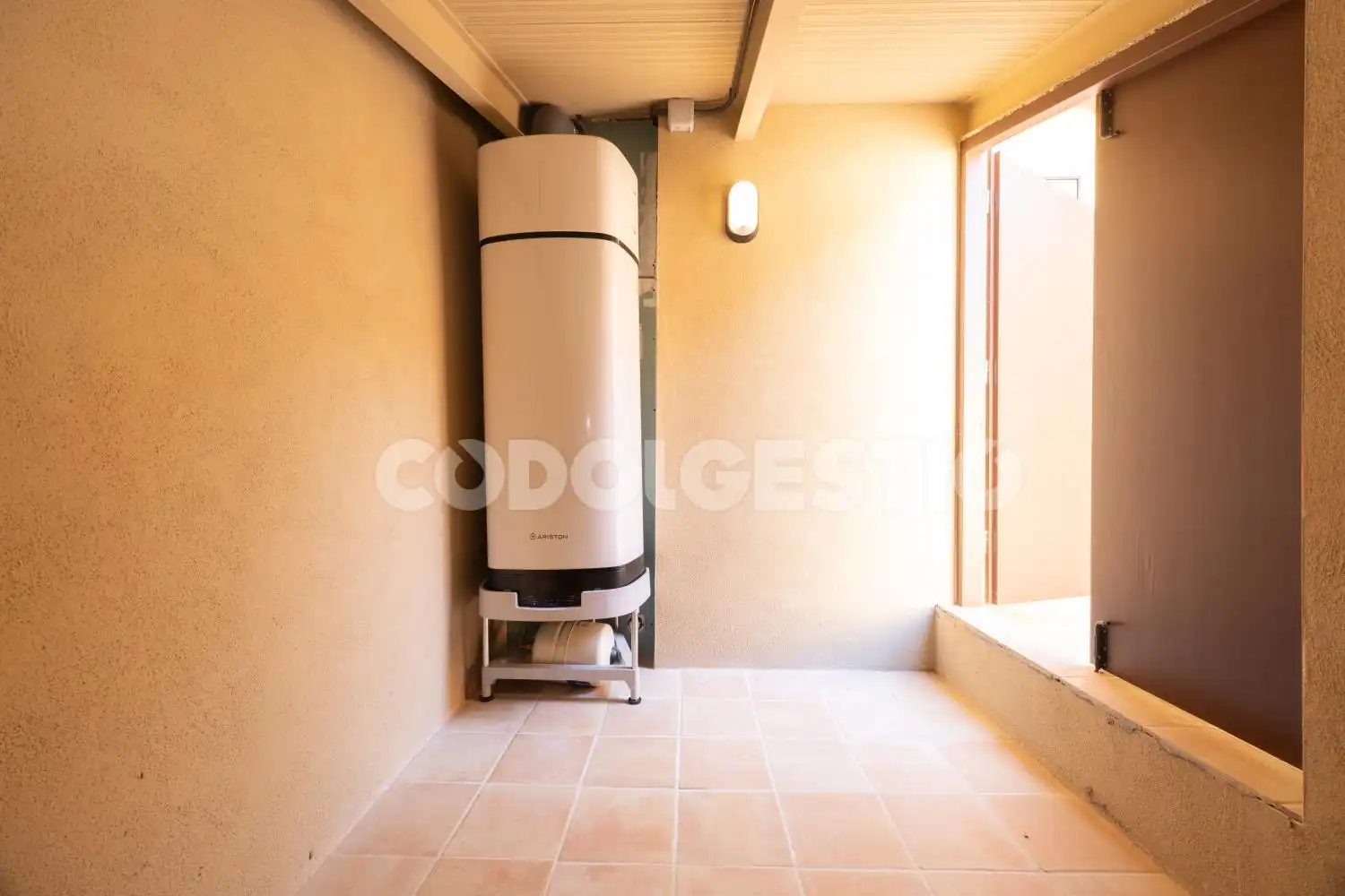 Flat for rent in Escales, Centre