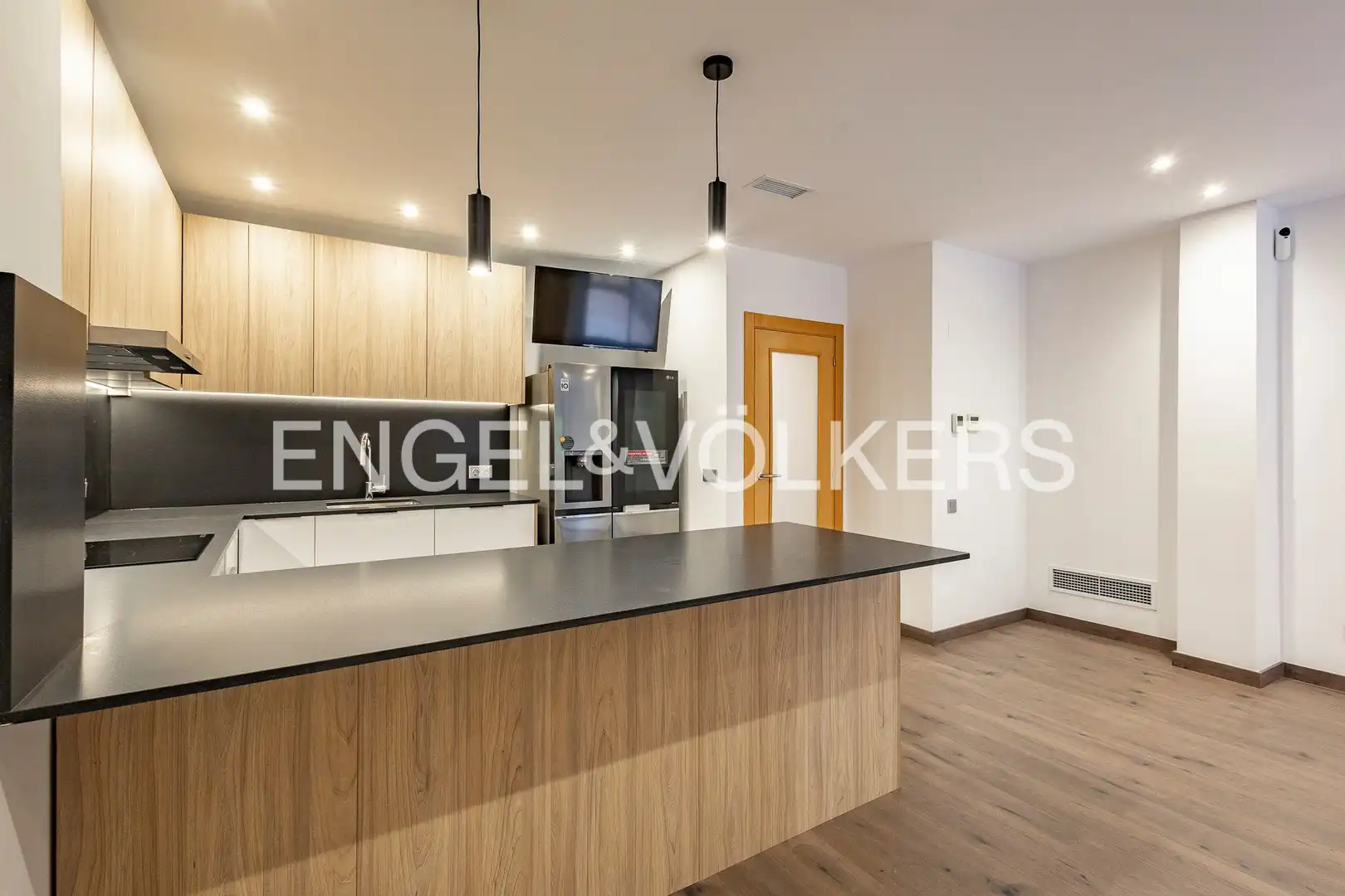Kitchen of Apartments for sale in Sant Cugat del Vallès  with Air Conditioner, Heating and Private garden