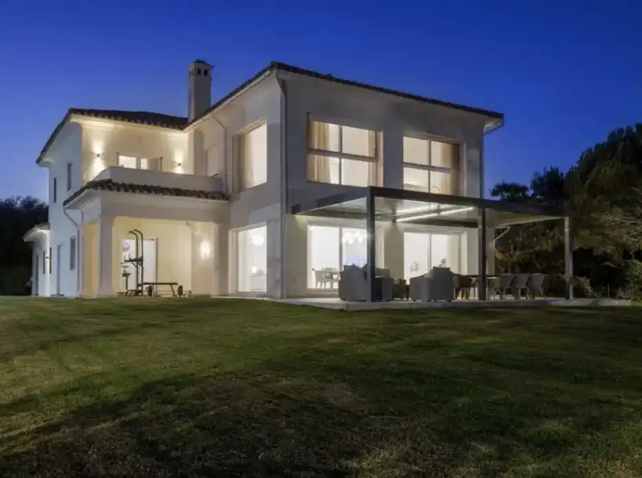 Vista exterior de Casa o chalet en venta en Sotogrande con Piscina