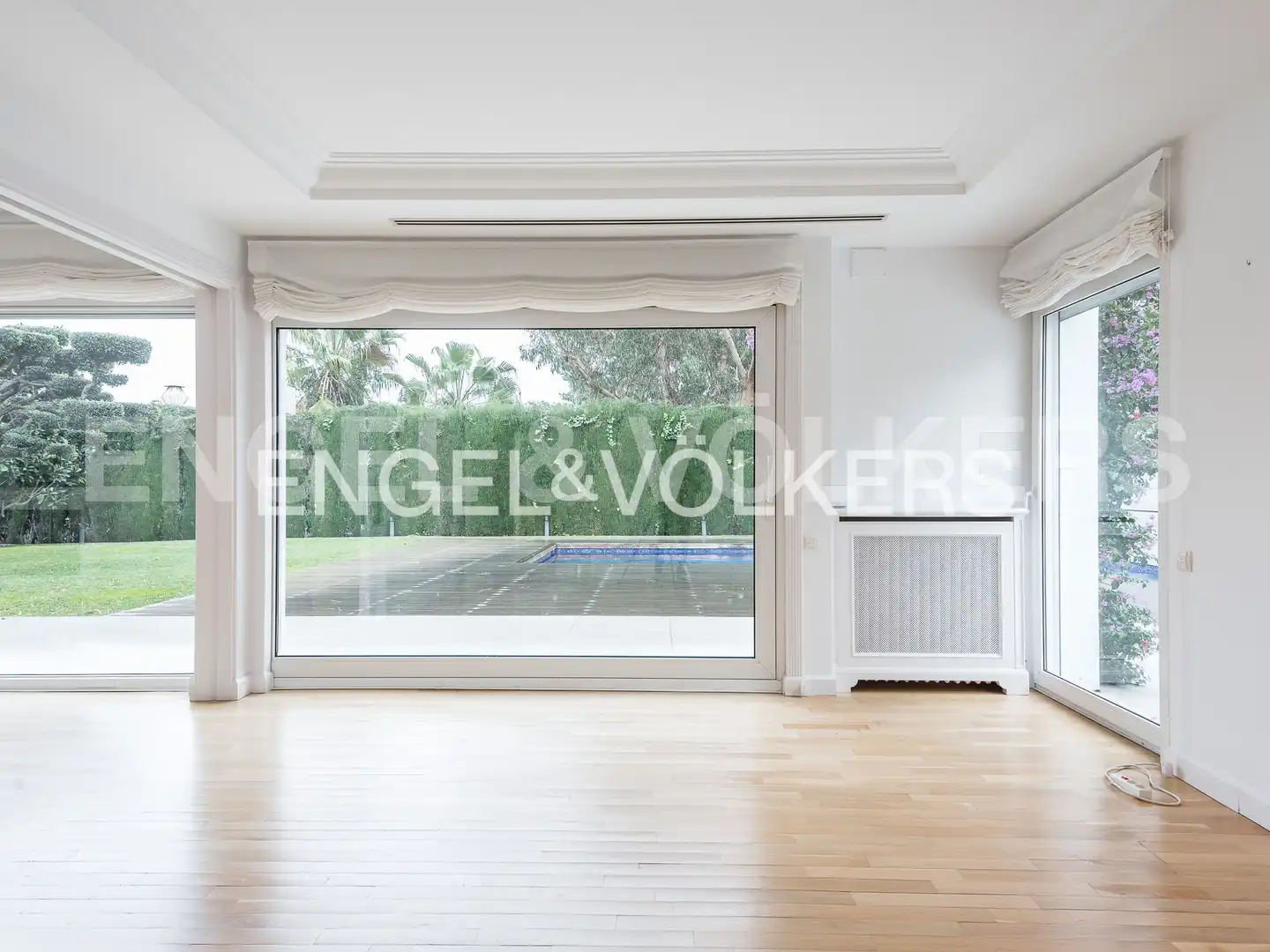 Sala d'estar de Casa o xalet de lloguer en Barcelona amb Aire condicionat, Calefacció i Jardí privat