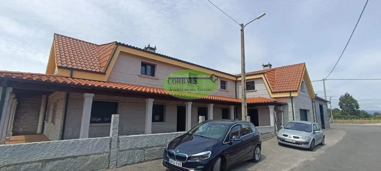 Chalet con jardín en venta en Xinzo de Limia