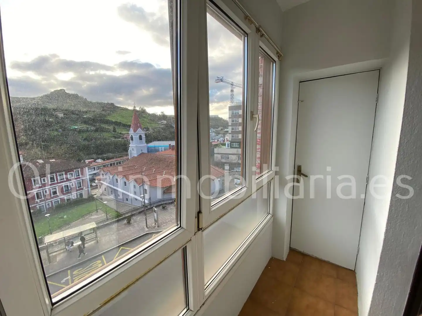 Vista exterior de Piso de alquiler en Ortuella con Calefacción, Amueblado y Balcón