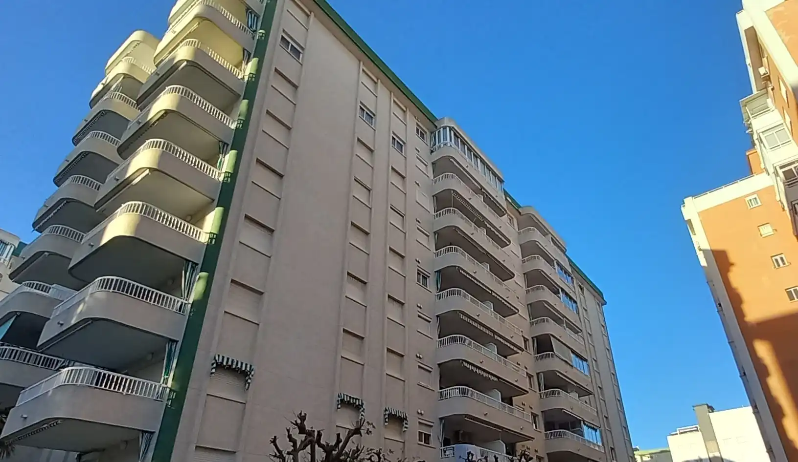 Vista exterior de Apartamento de alquiler en Gandia con Terraza, Amueblado y Horno