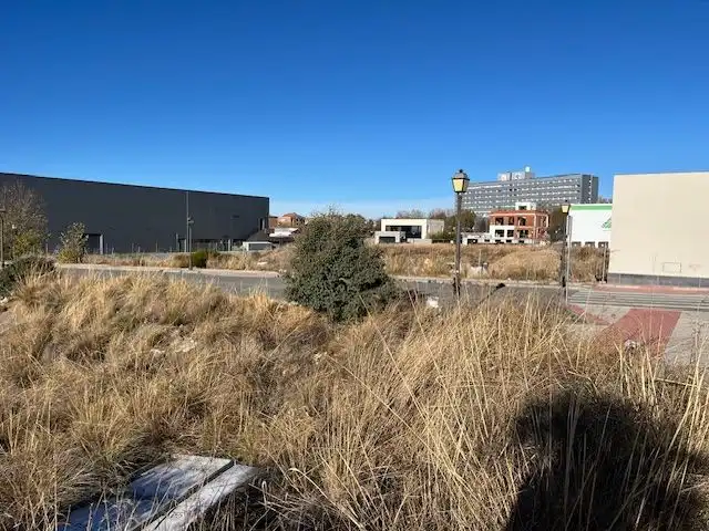 Vista exterior de Residencial en venda en Ávila