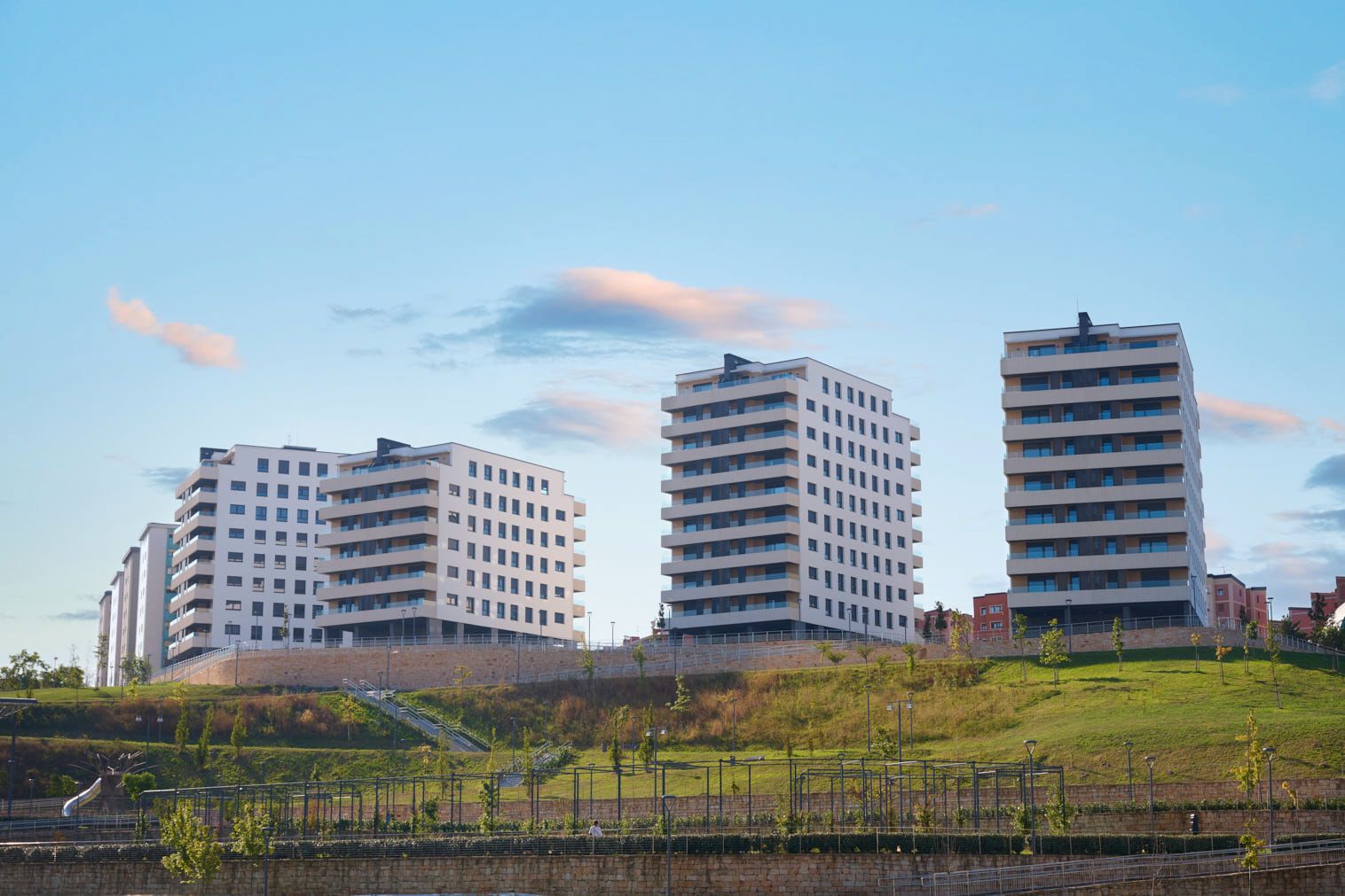 Vista exterior de Àtic en venda en Barakaldo  amb Terrassa i Traster