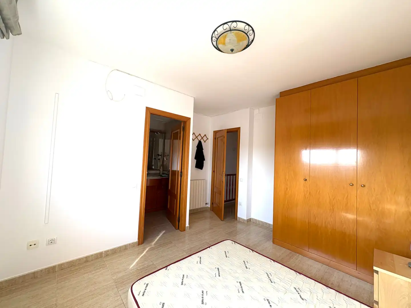 Habitación de Casa adosada en venta en La Pobla de Montornès   con Calefacción, Jardín privado y Terraza