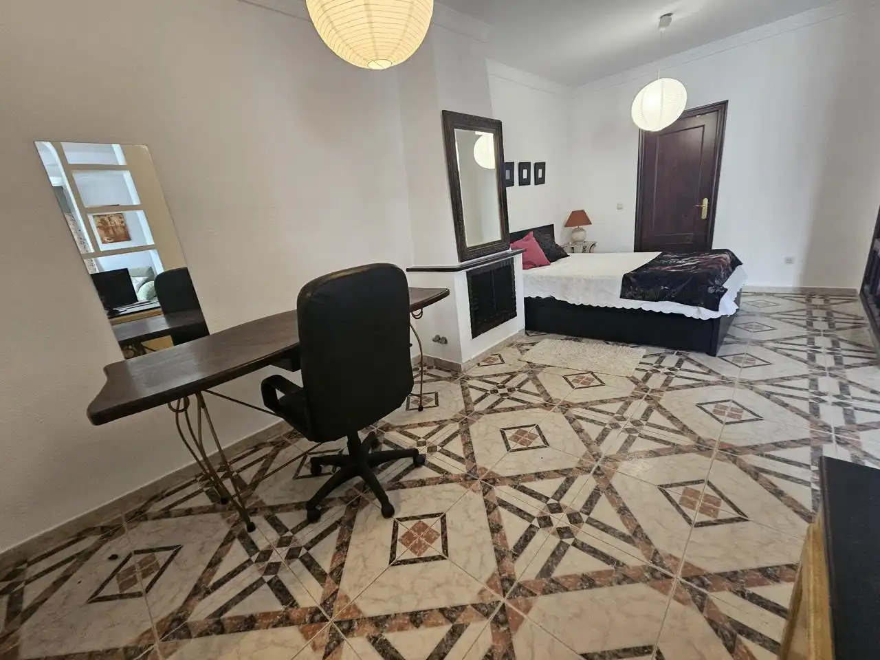 Ground floor for rent in Calle Volga, El Rocío - La Milagrosa