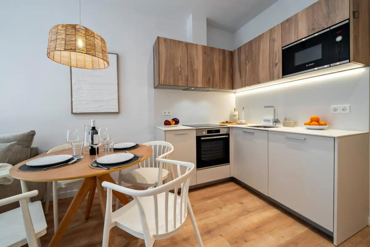 Apartment with lift to rent in Eixample, imagen 3