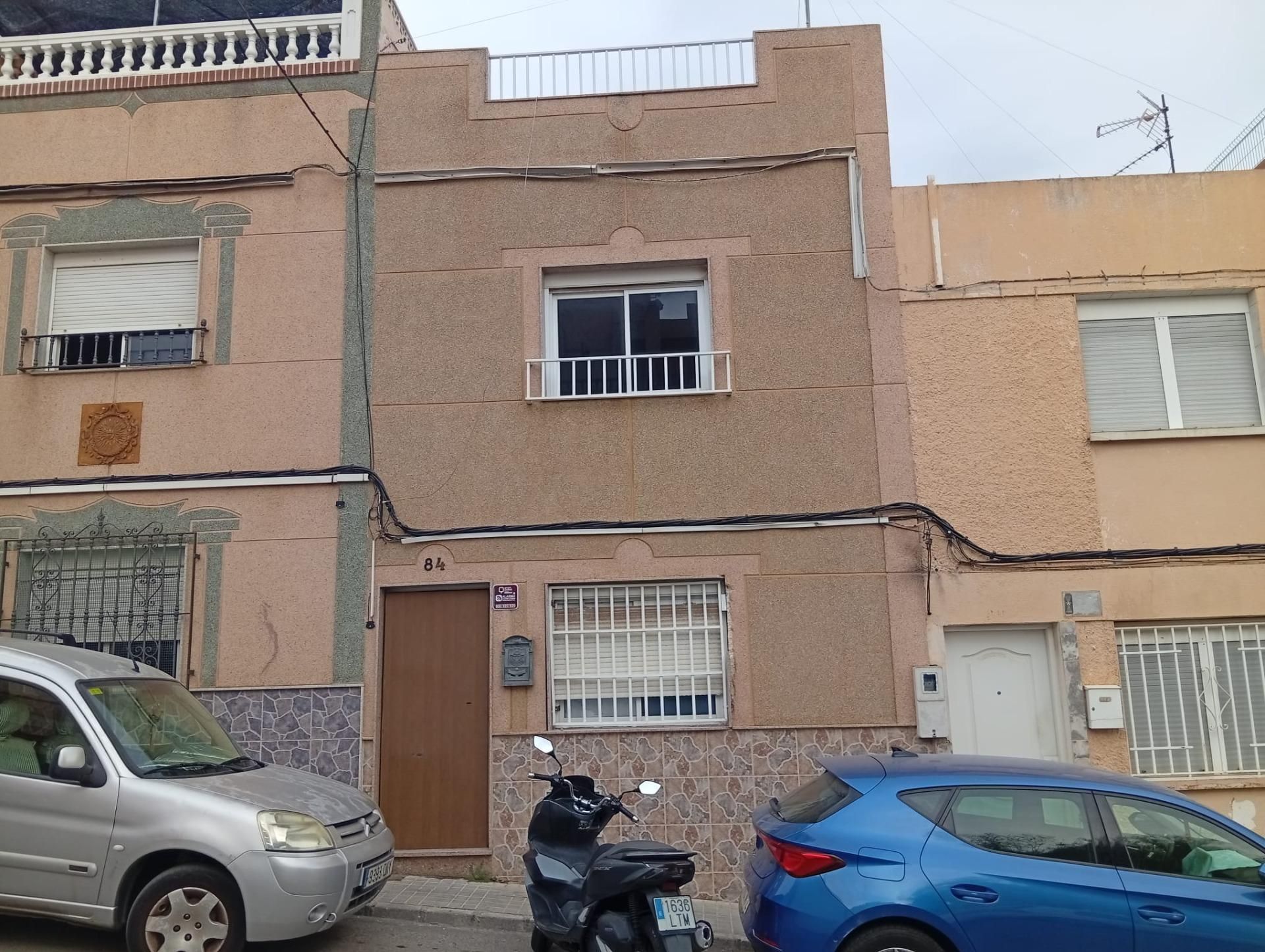 Exterior view of House or chalet for sale in  Almería Capital