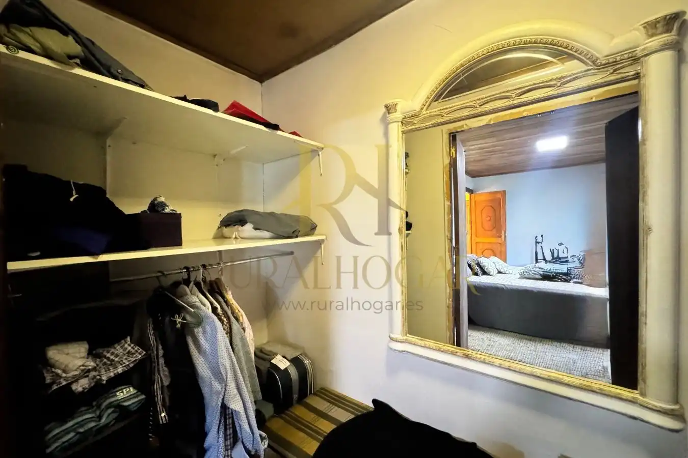 Habitación de Casa o chalet en venta en Gradefes con Calefacción, Parquet y Amueblado