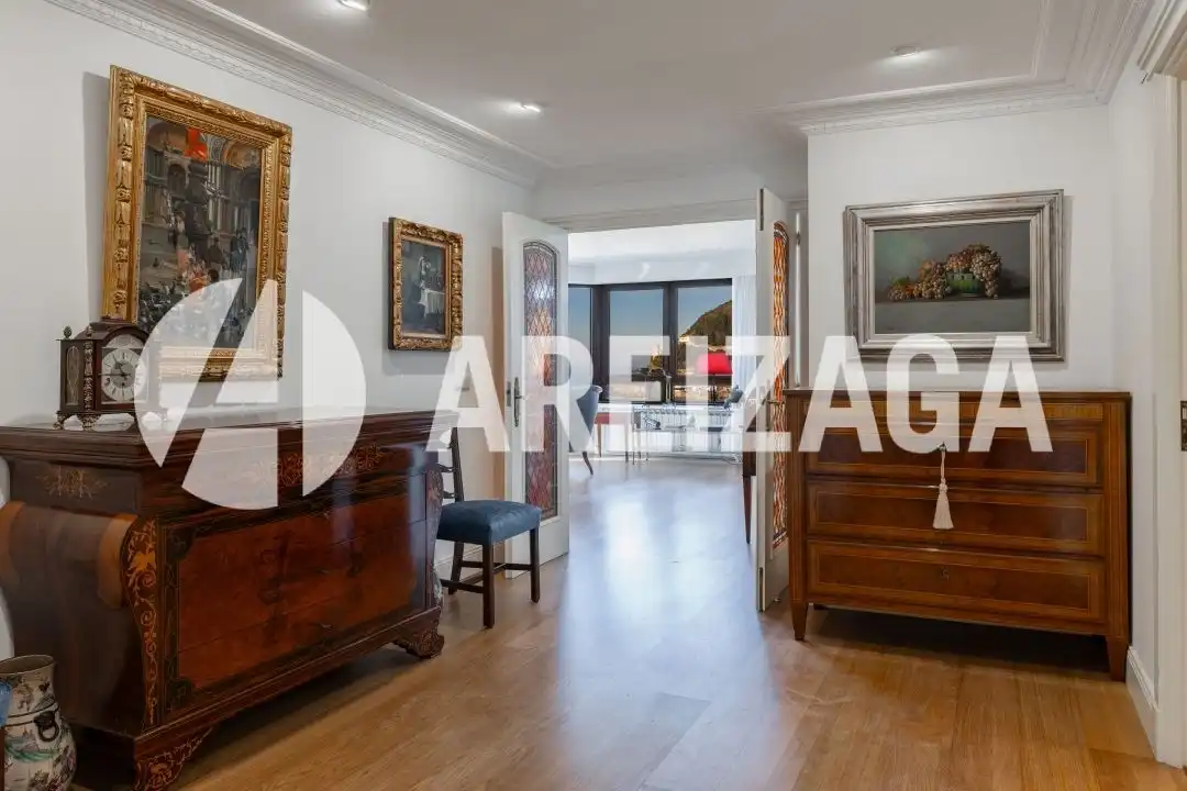 Flat for sale in Donostia - San Sebastián   with Air Conditioner, Heating and Terrace