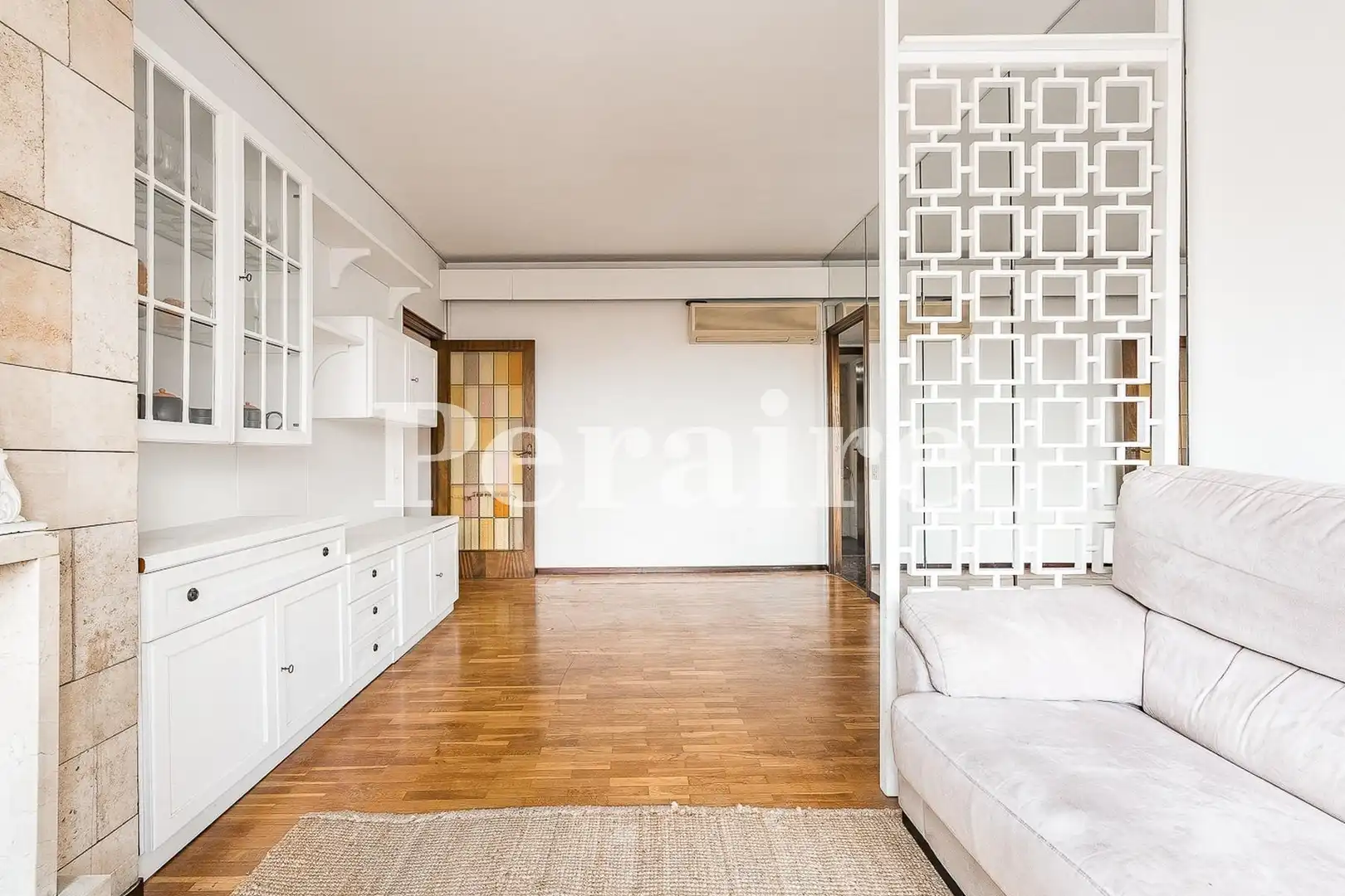 Living room of Flat for sale in Gràcia