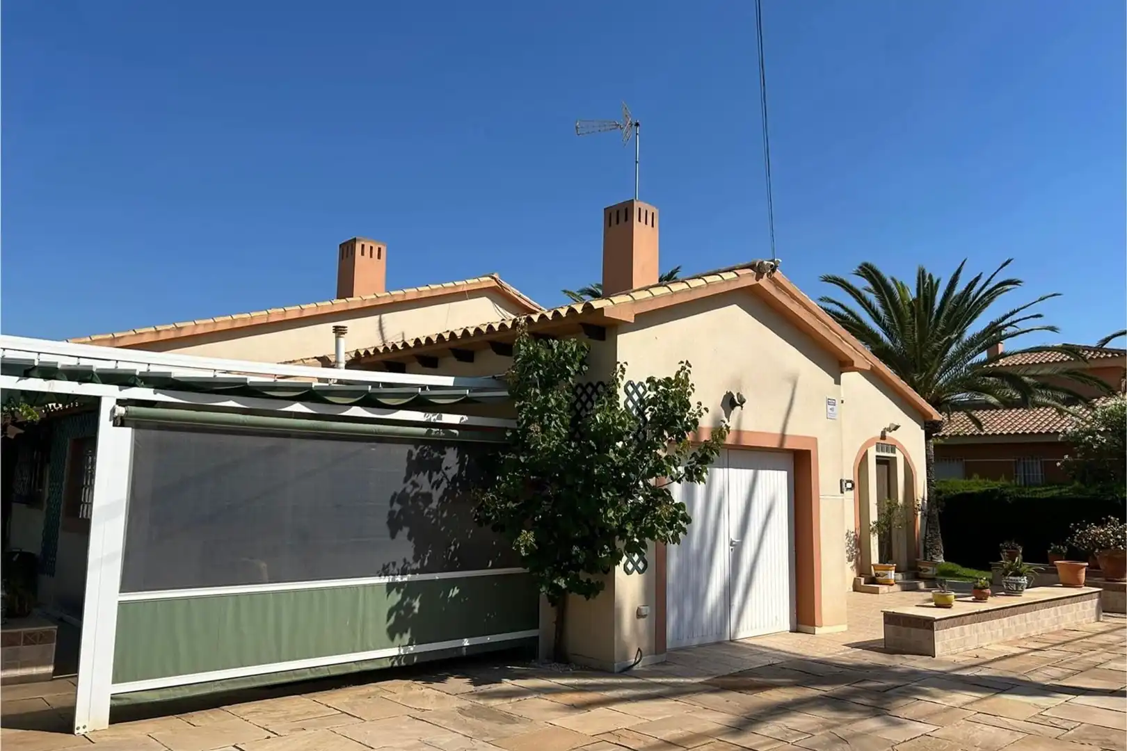 Vista exterior de Casa o xalet en venda en Orihuela