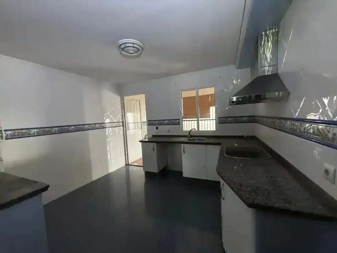 Flat with terrace for sale in San José de la Rinconada, imagen 3