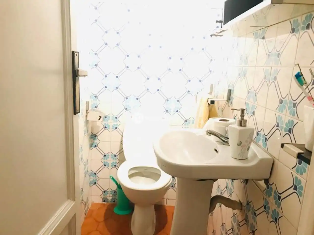Bathroom of Flat for sale in Barcelona  with Air Conditioner and Parquet flooring