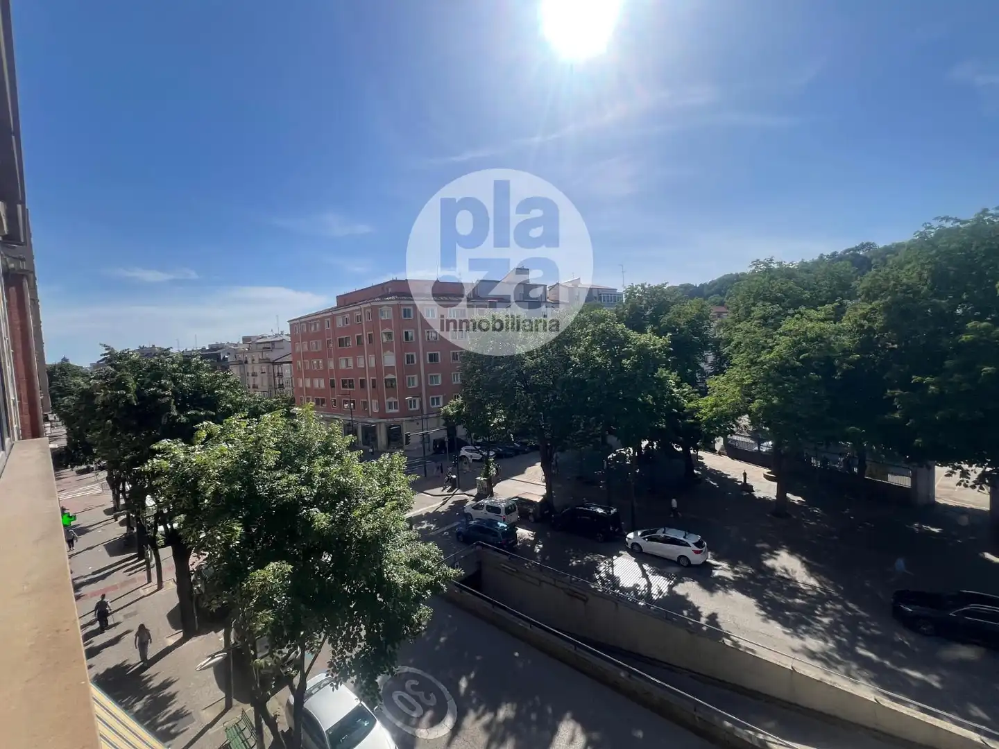 Vista exterior de Piso en venta en Burgos con Terraza y Trastero