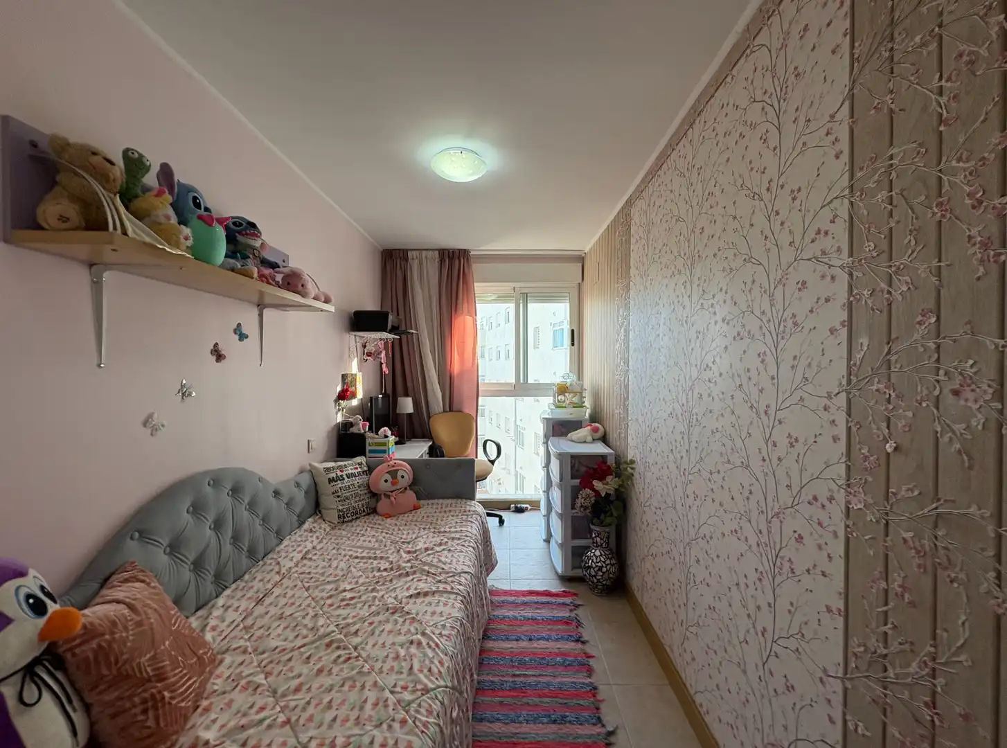 Habitación de Piso en venta en Castellón de la Plana / Castelló de la Plana con Aire acondicionado, Calefacción y Horno