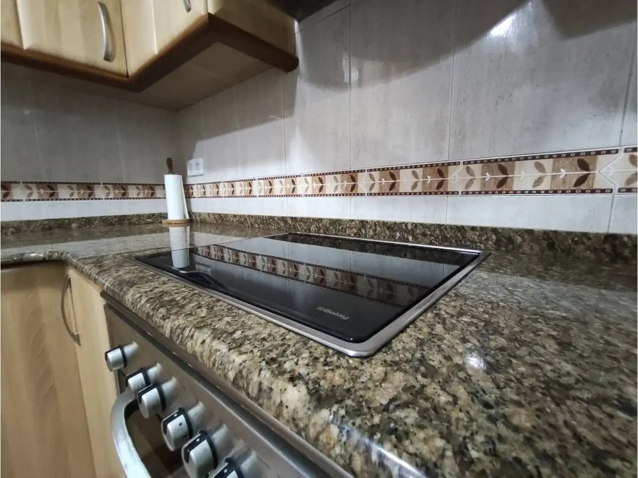 Cuina de Apartament en venda en Canovelles amb Calefacció i Balcó