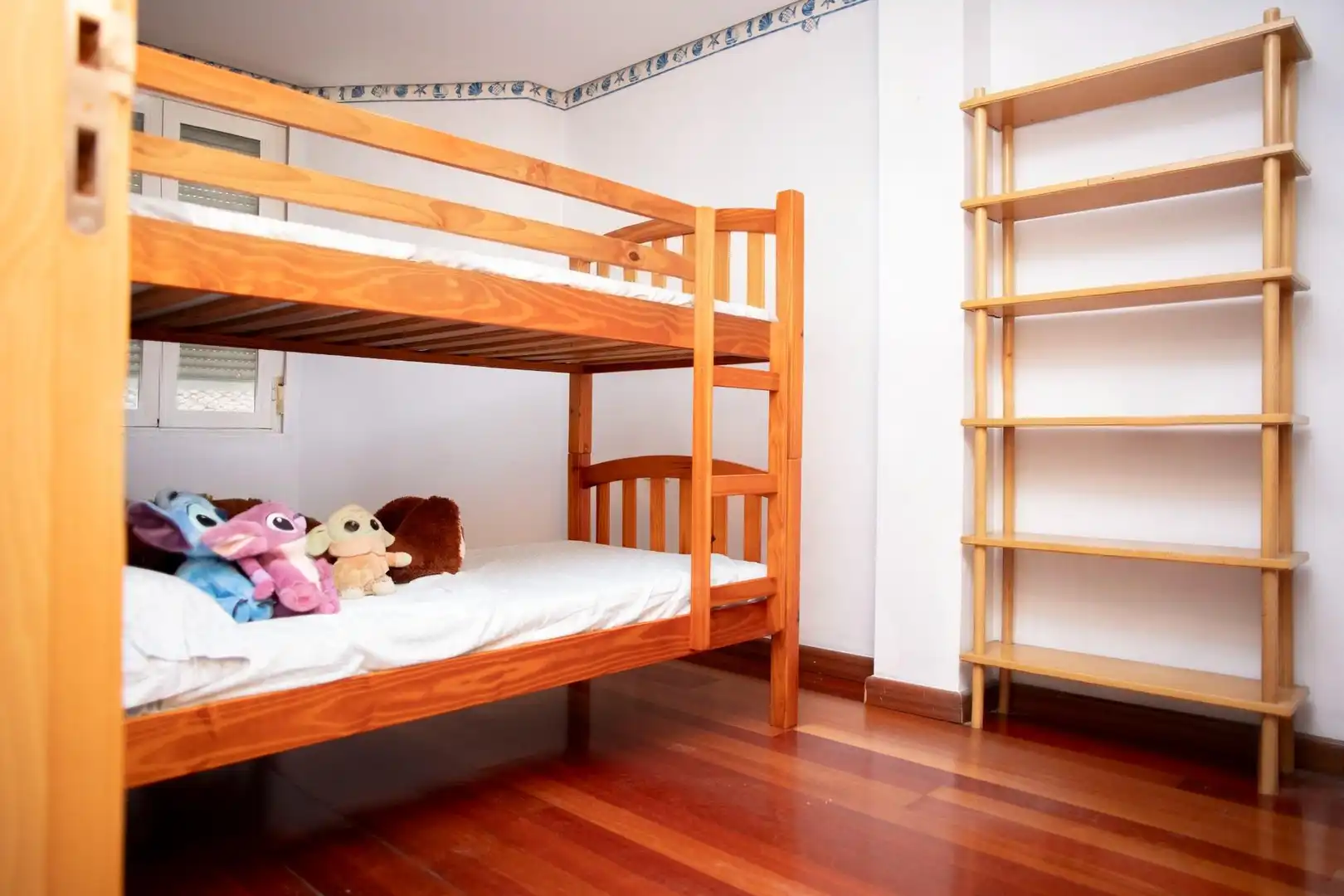 Bedroom of Houses for sale in Sevilla  with Terrace