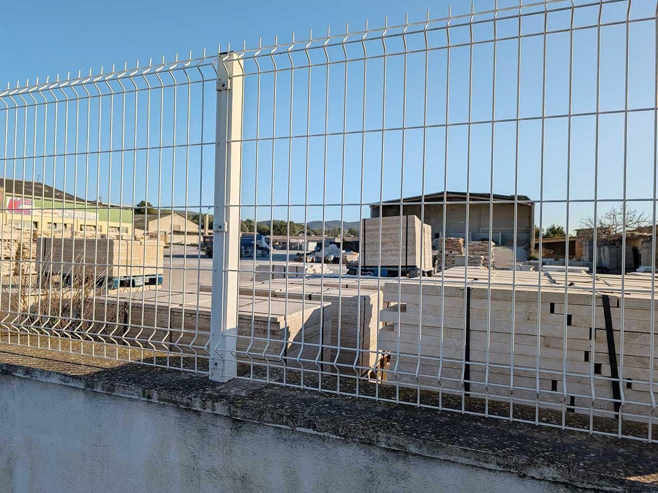 Vista exterior de Nave industrial en venta en Ulldecona