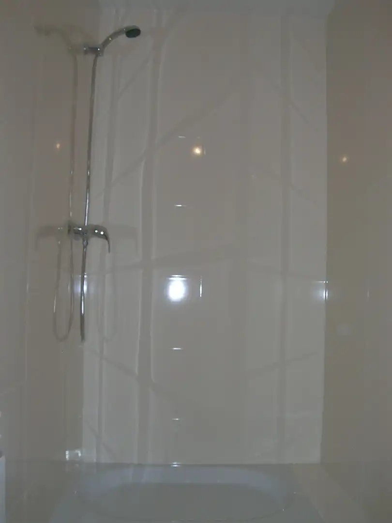 Badezimmer von Wohnung zum Verkauf in Castellanos de Moriscos mit Heizung, Terrasse und Möbliert