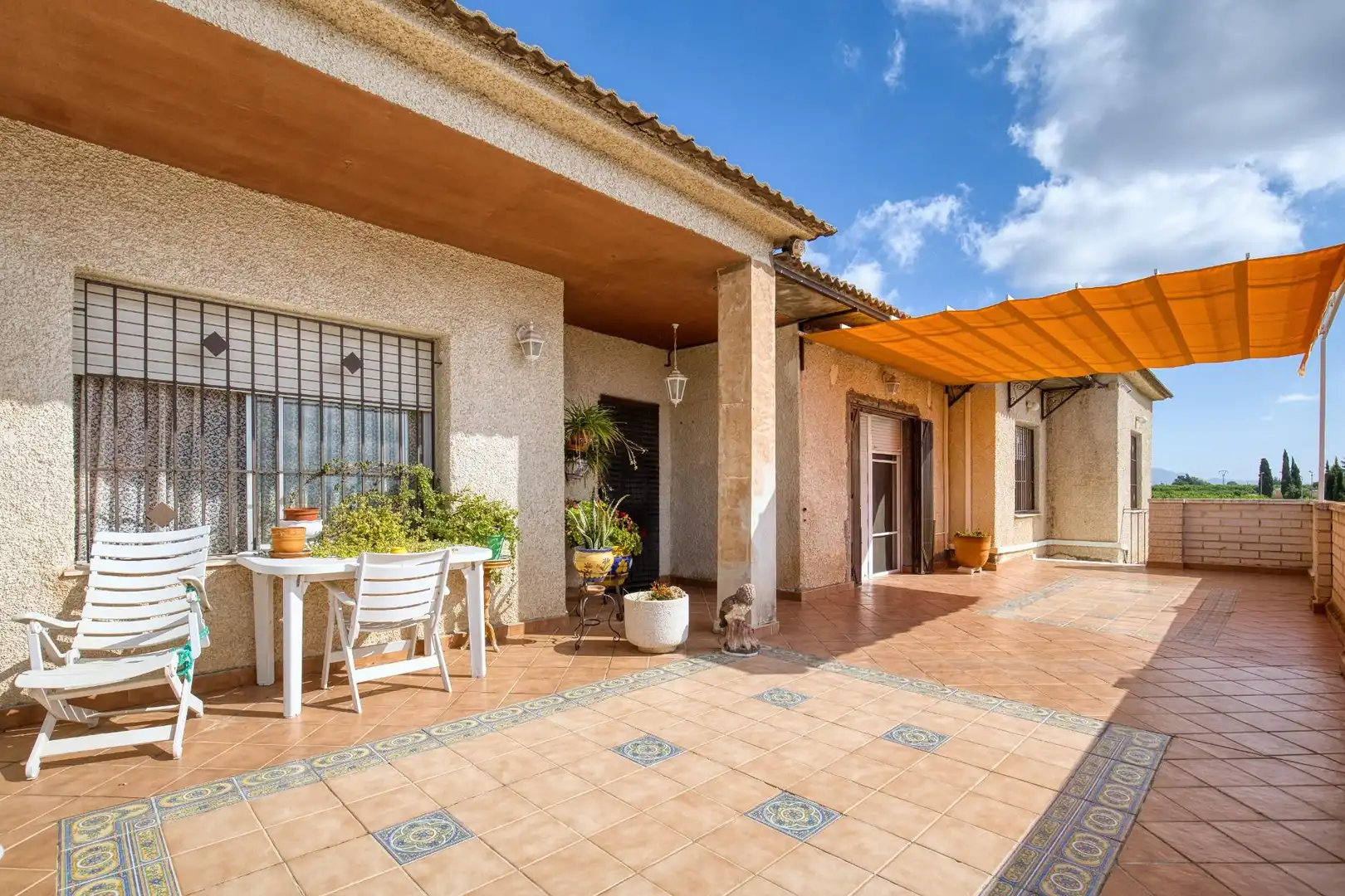 Terrassa de Casa o xalet en venda en Orihuela amb Aire condicionat, Calefacció i Jardí privat