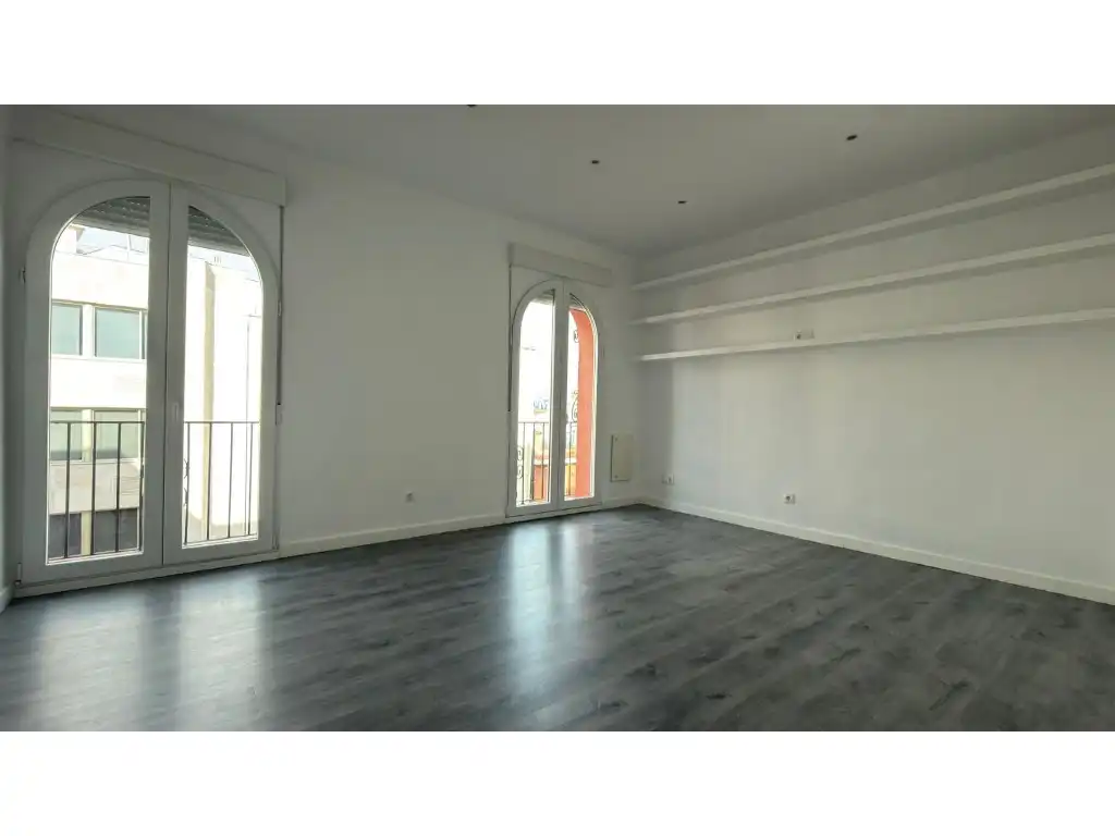 Habitación de Piso de alquiler en Madrid con Aire acondicionado, Calefacción y Horno