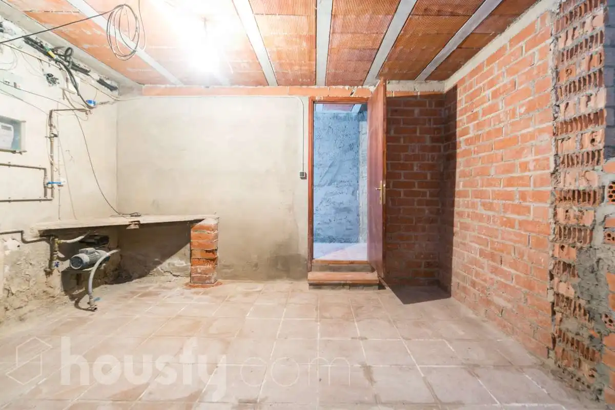 Houses for sale in Sant Martí de Tous  with Terrace and Balcony