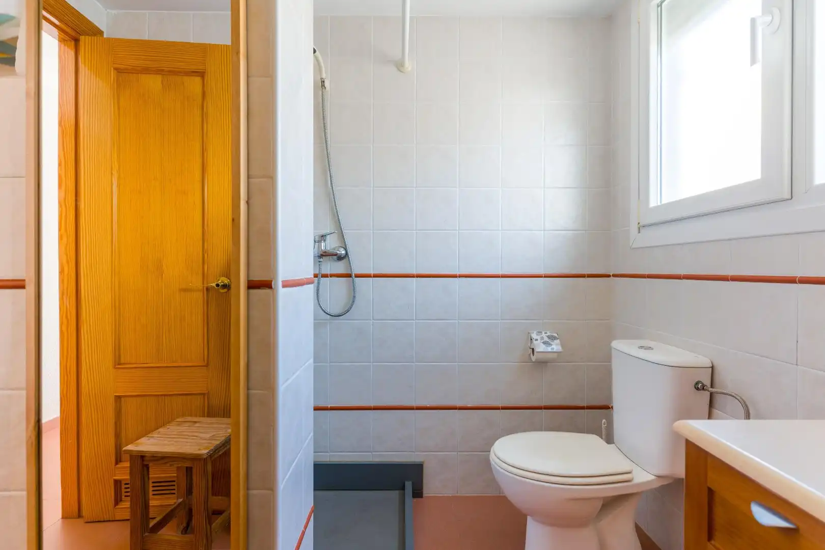 Baño de Ático en venta en El Ejido con Aire acondicionado, Calefacción y Jardín privado