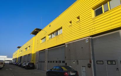 Exterior view of Industrial buildings for sale in  Madrid Capital