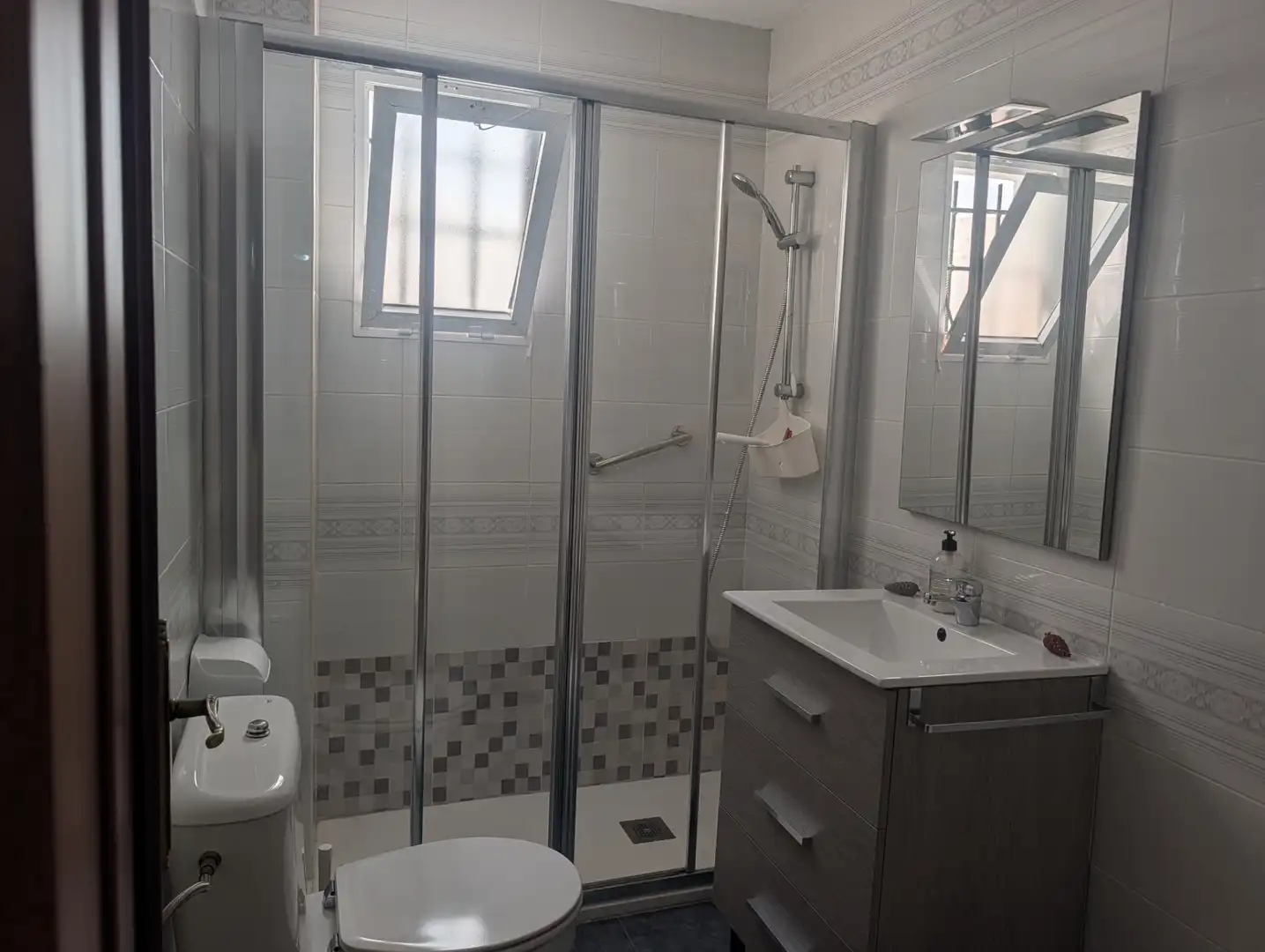 Baño de Piso en venta en Punta Umbría con Terraza, Amueblado y Horno