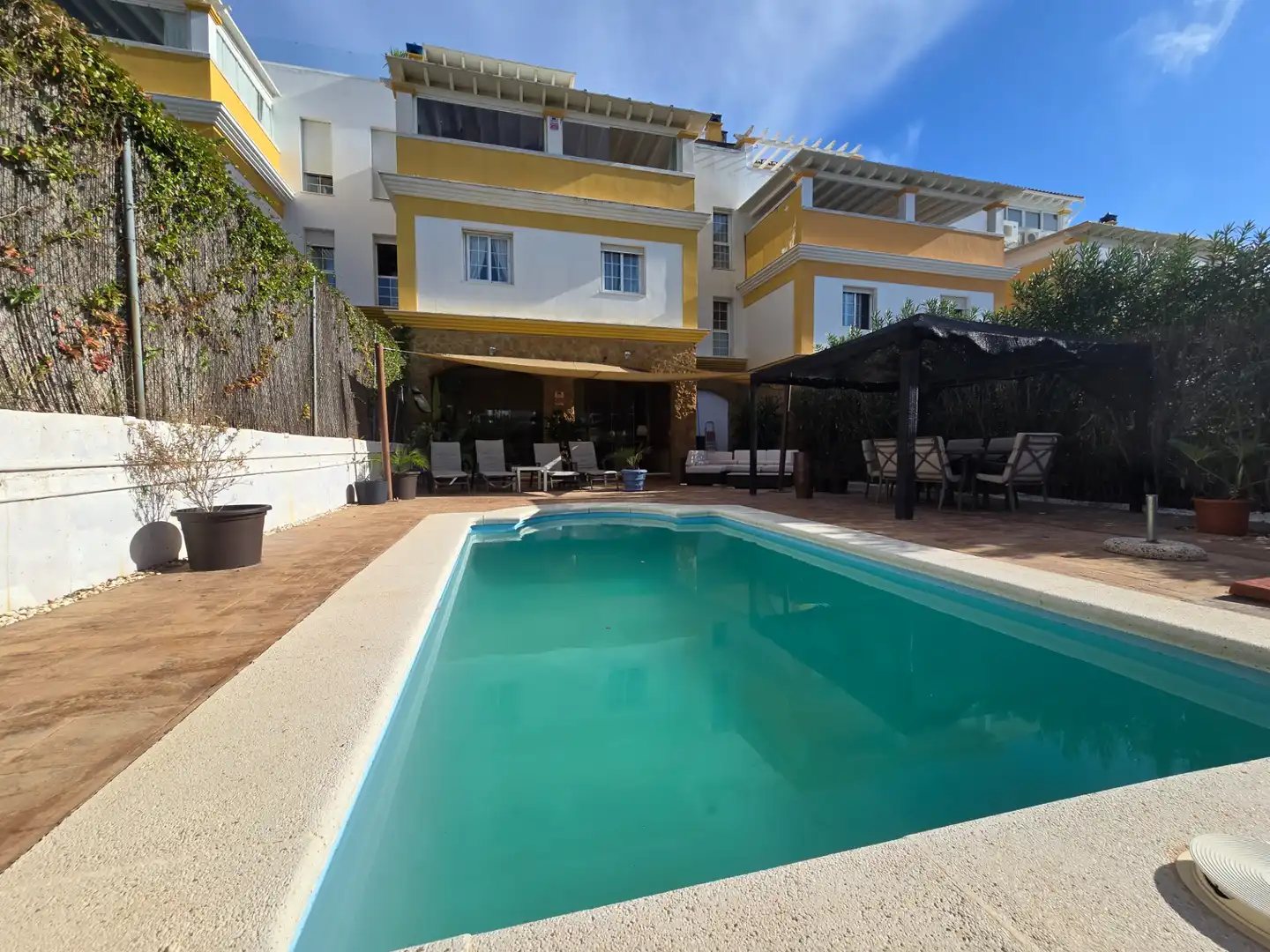 Piscina de Casa o xalet en venda en Mijas amb Aire condicionat, Calefacció i Jardí privat