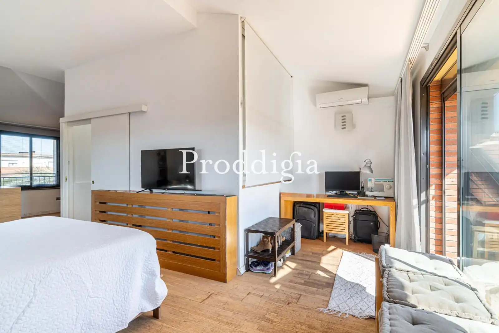 Bedroom of Detached homes for sale in Sant Cugat del Vallès  with Air Conditioner, Heating and Private garden
