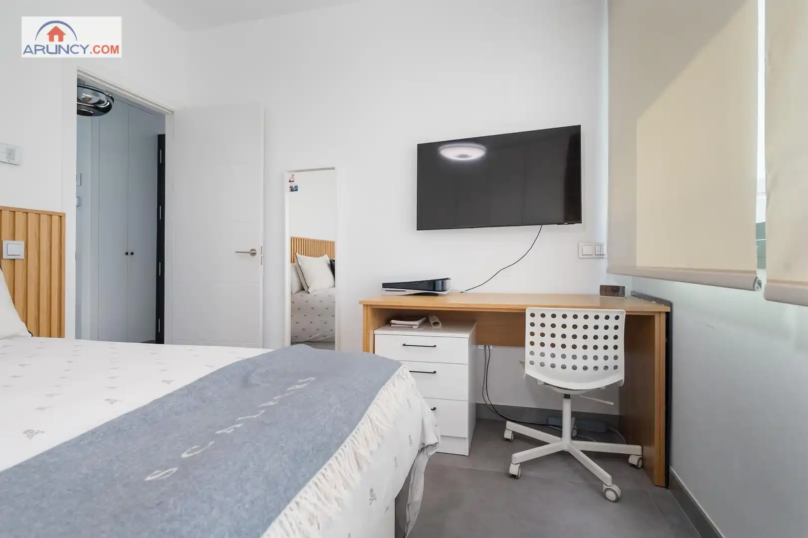Habitación de Casa adosada en venta en Dos Hermanas con Aire acondicionado, Jardín privado y Terraza