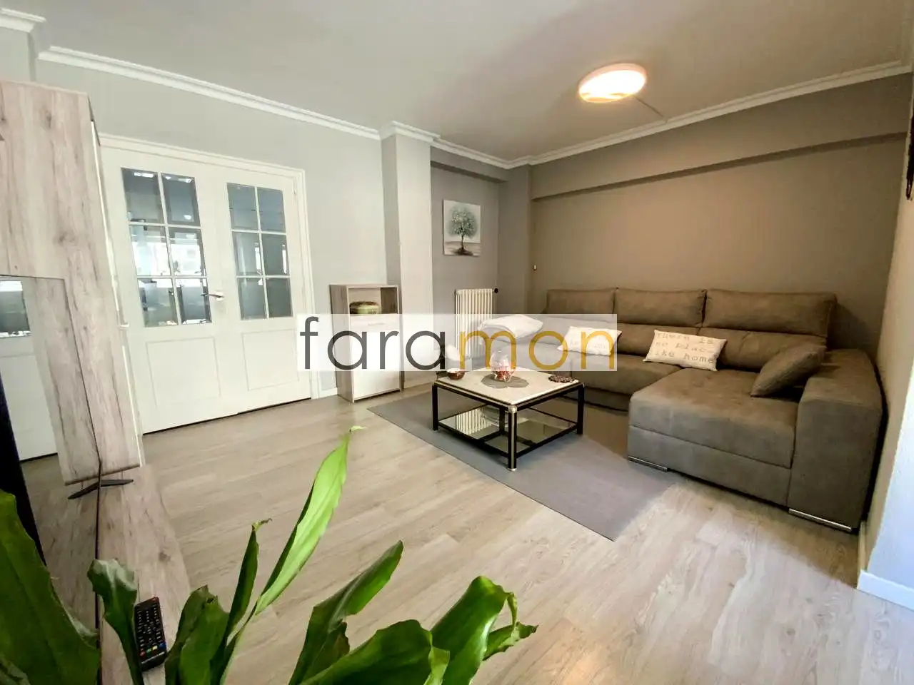 Sala de estar de Piso en venta en Vigo  con Calefacción y Trastero