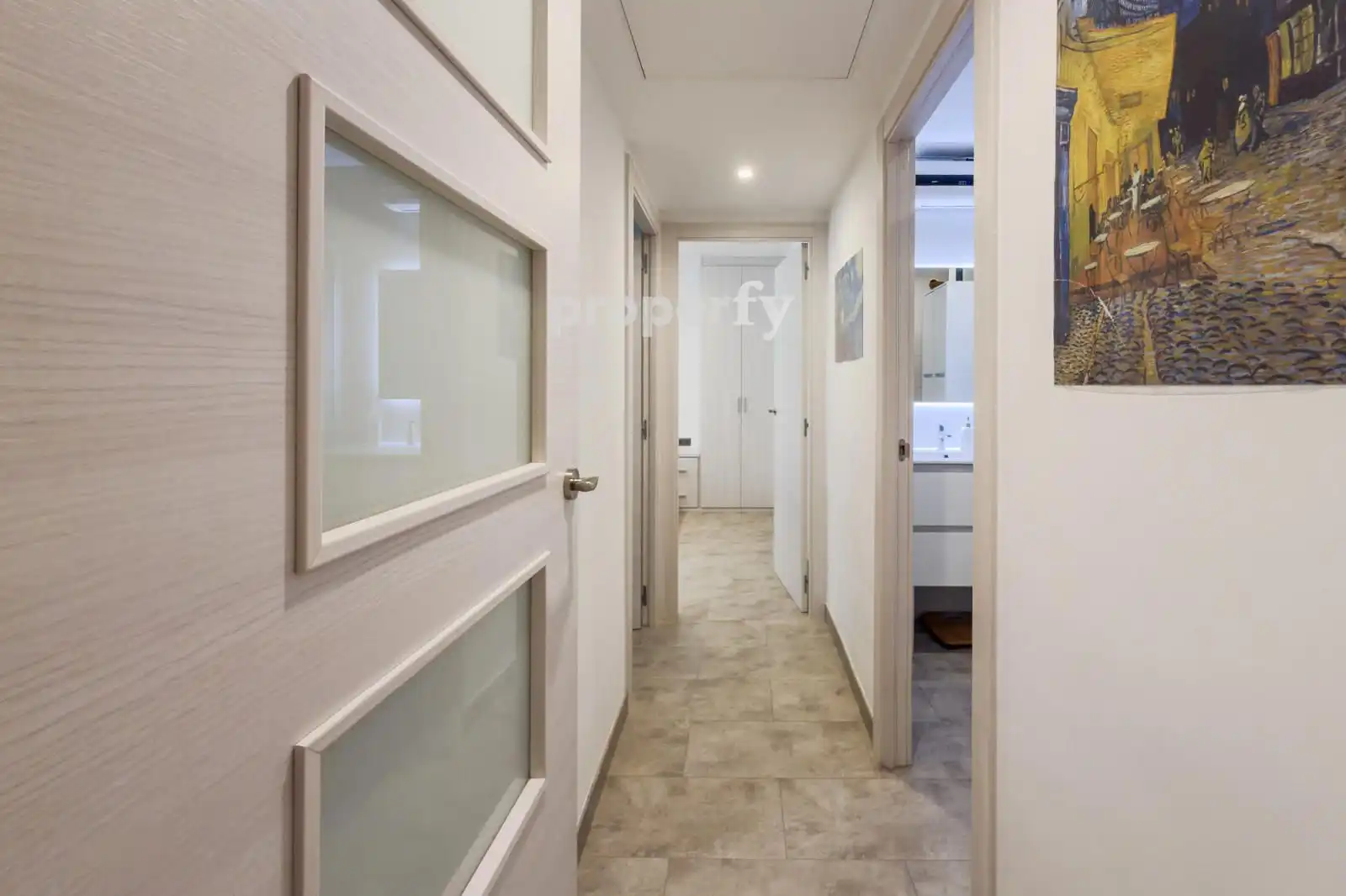 Piso en venta en Provença, El Camp de l'Arpa del Clot