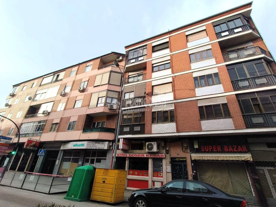 Vista exterior de Piso en venta en Medina del Campo