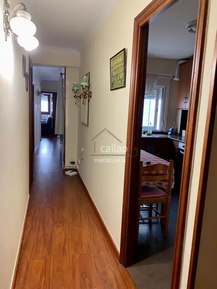 Wohnung zur Miete in Ferrol mit Heizung und Möbliert