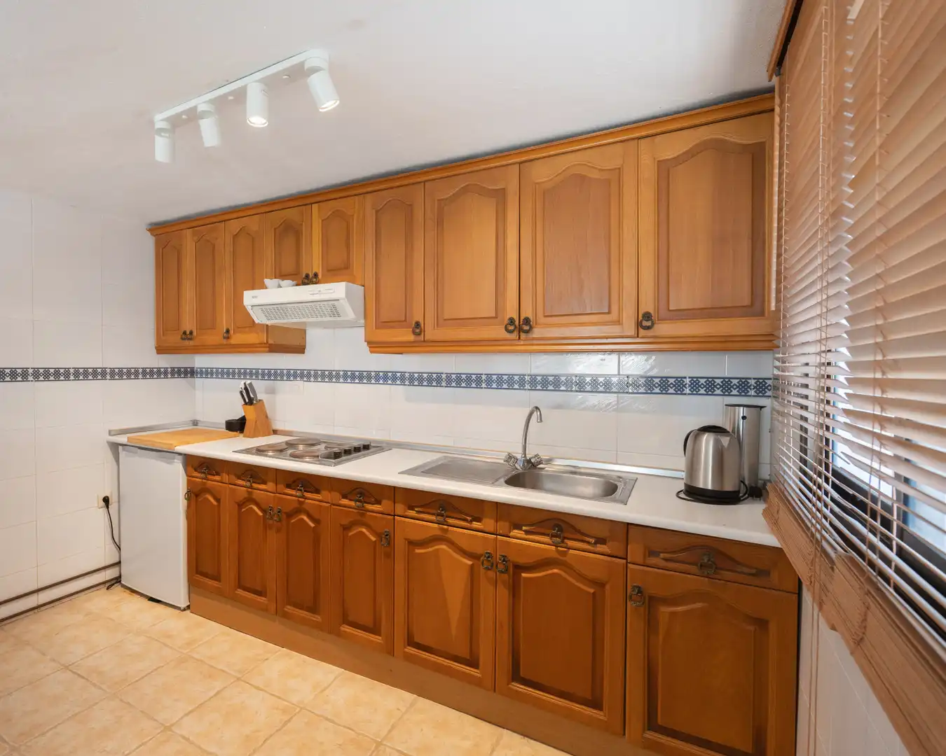 Cuina de Casa o xalet en venda en Mijas amb Aire condicionat, Jardí privat i Terrassa