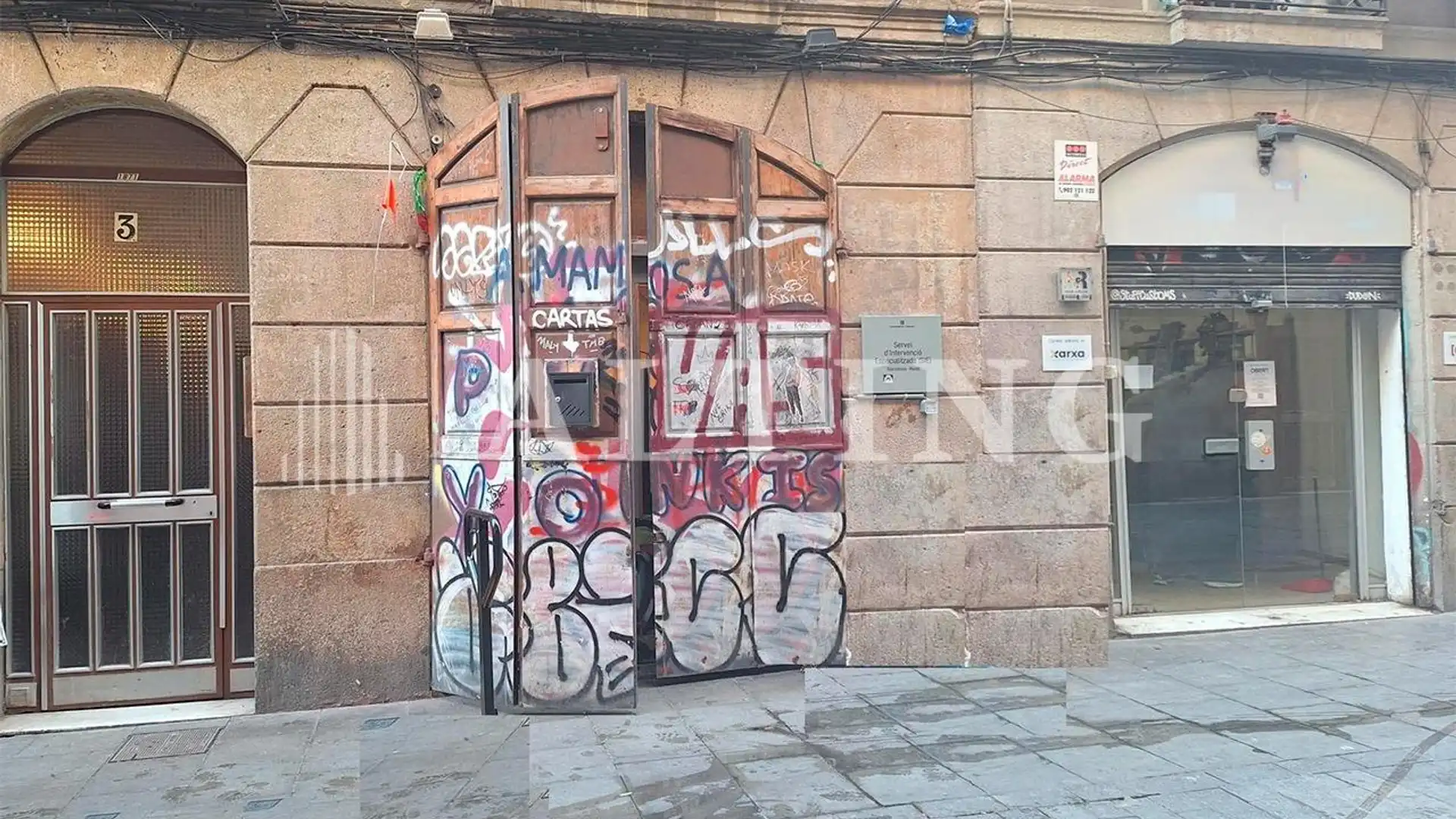 Vista exterior de Local en venta en  Barcelona Capital con Aire acondicionado y Terraza