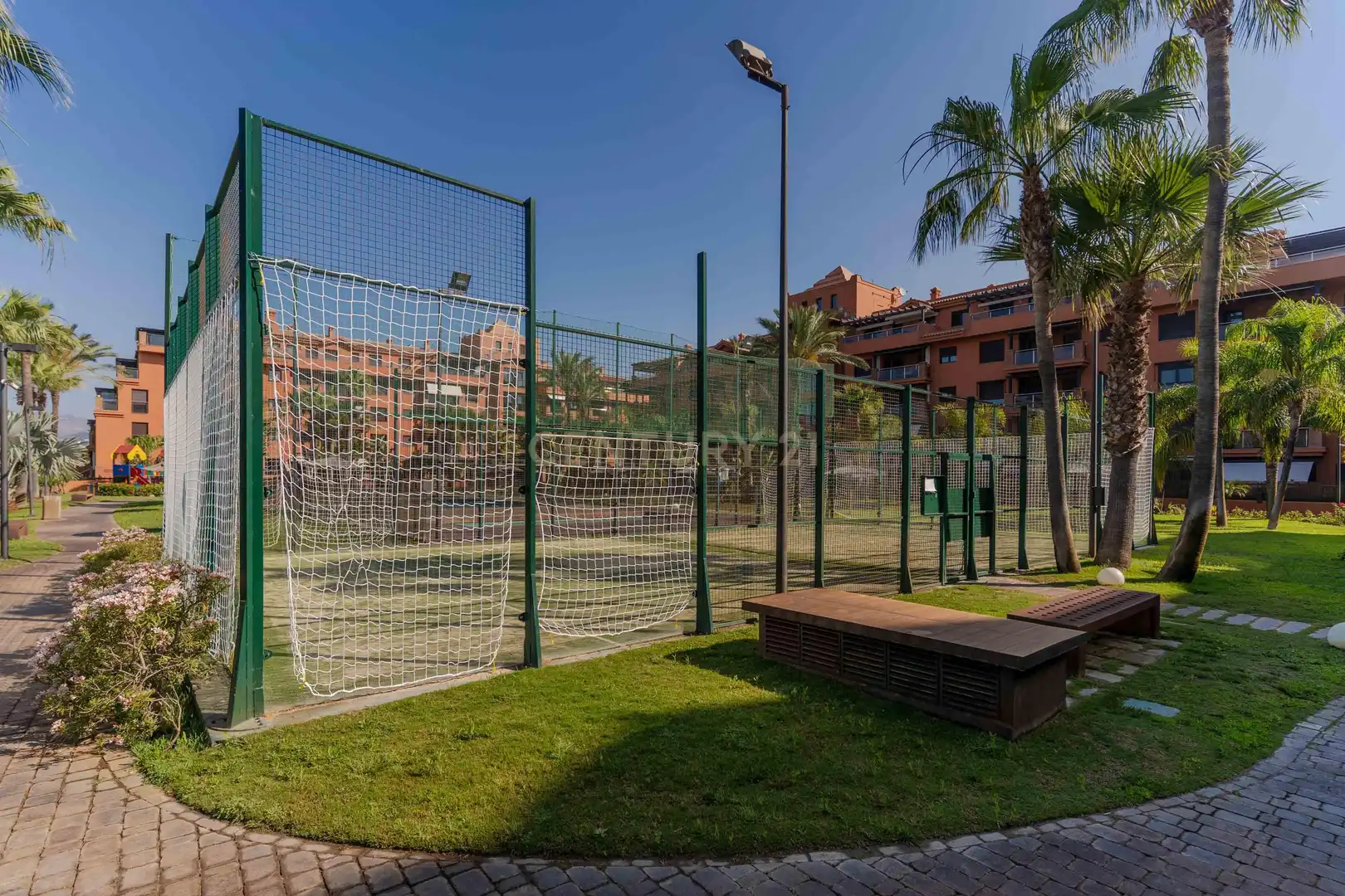 Exterior view of Flat for sale in Motril  with Air Conditioner, Private garden and Swimming Pool