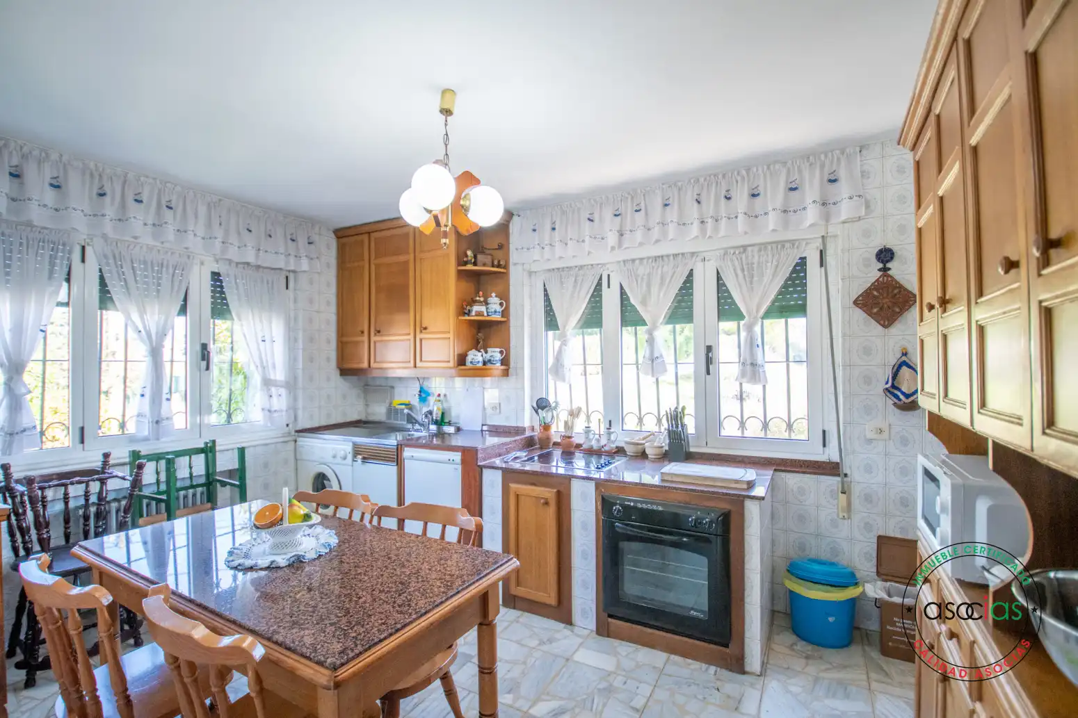 Cocina de Casa o chalet en venta en Villaviciosa con Calefacción, Jardín privado y Parquet