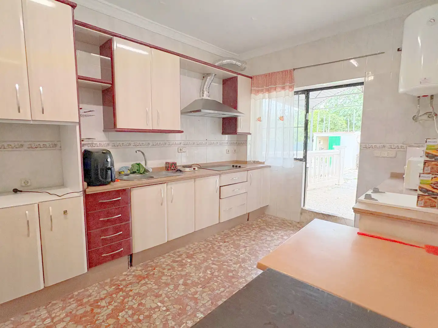 Küche von Country house zum Verkauf in Alhaurín de la Torre mit Klimaanlage, Privatgarten und Terrasse